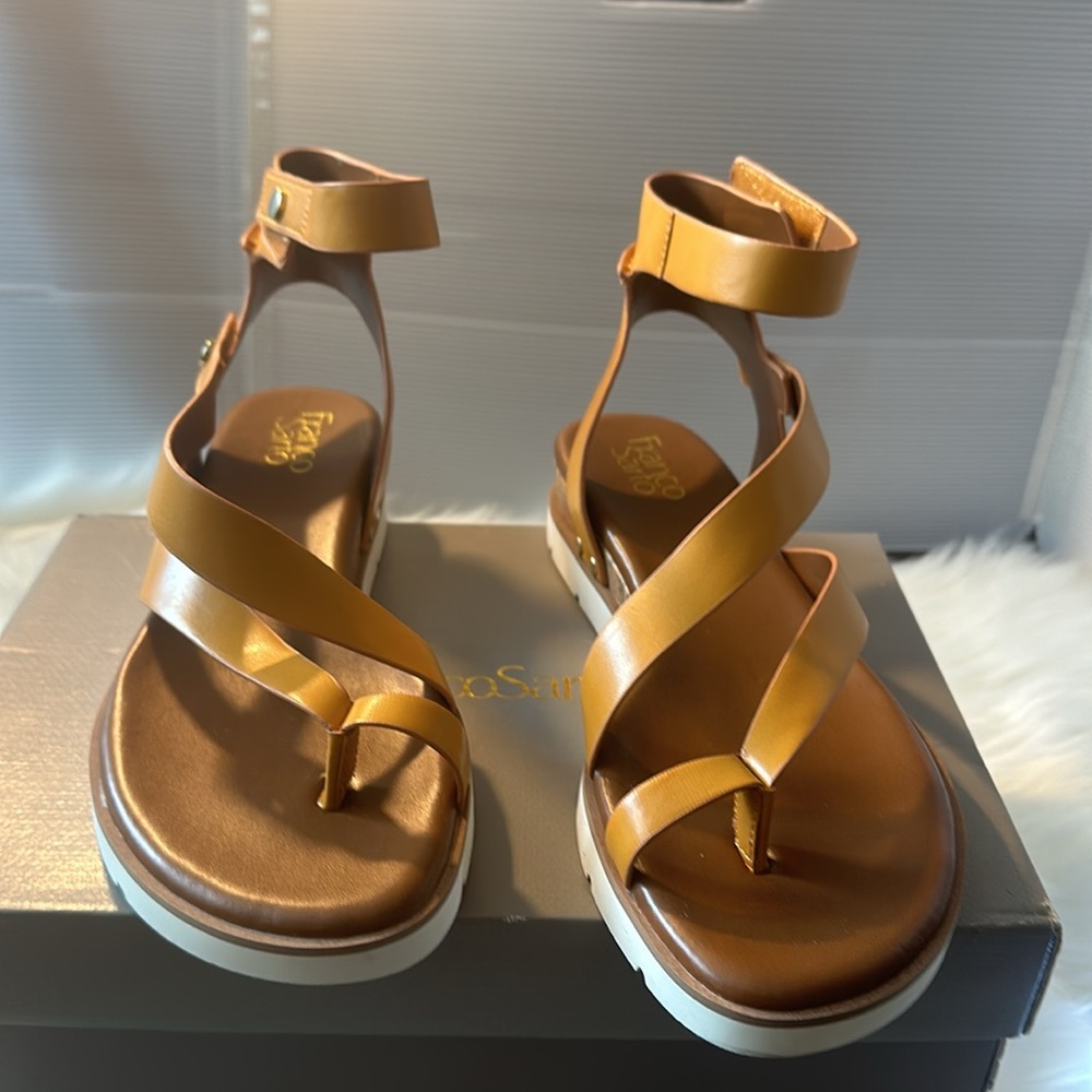 Franco Sarto flat size 10